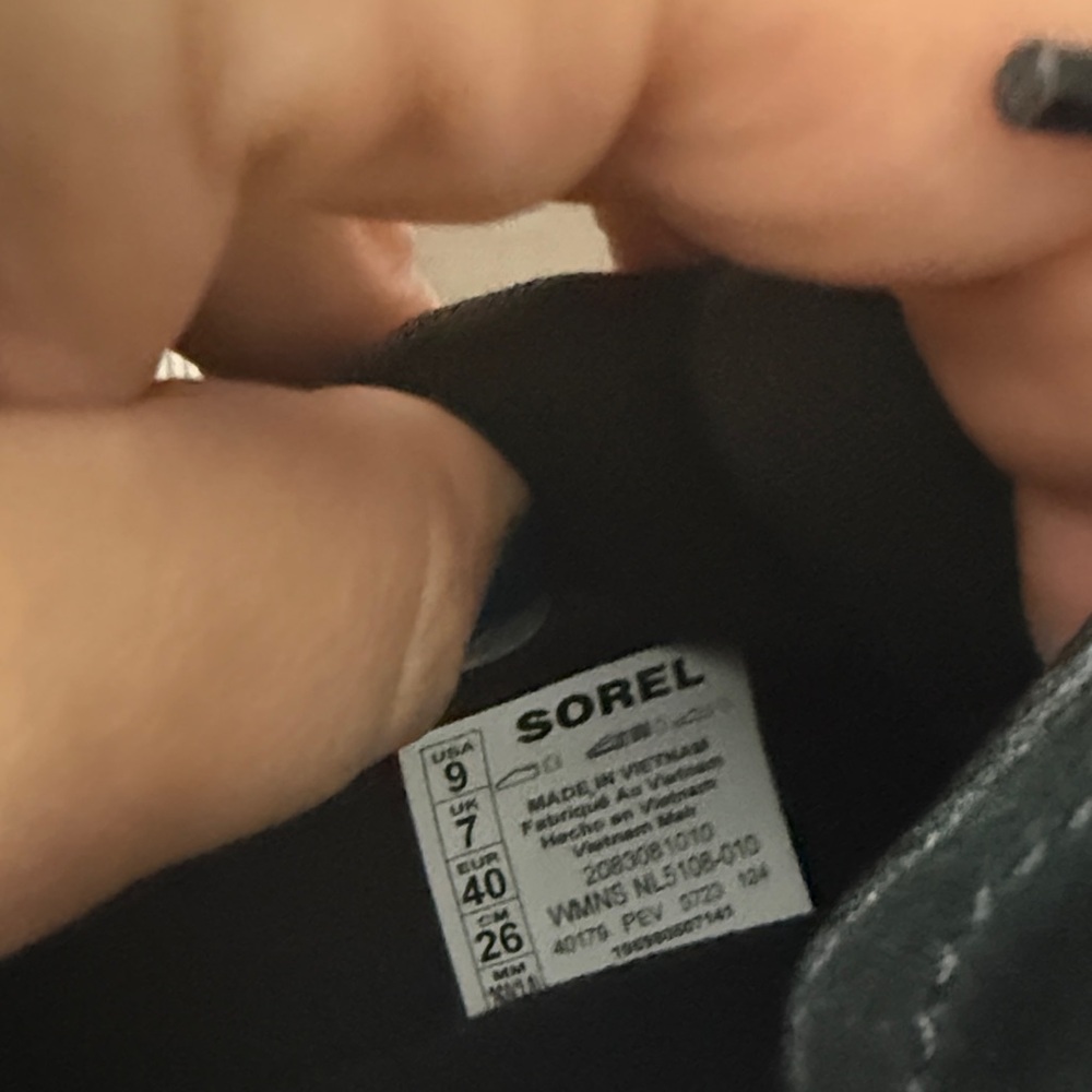 Sorel Black and White Sneakers - Picture 5 of 7